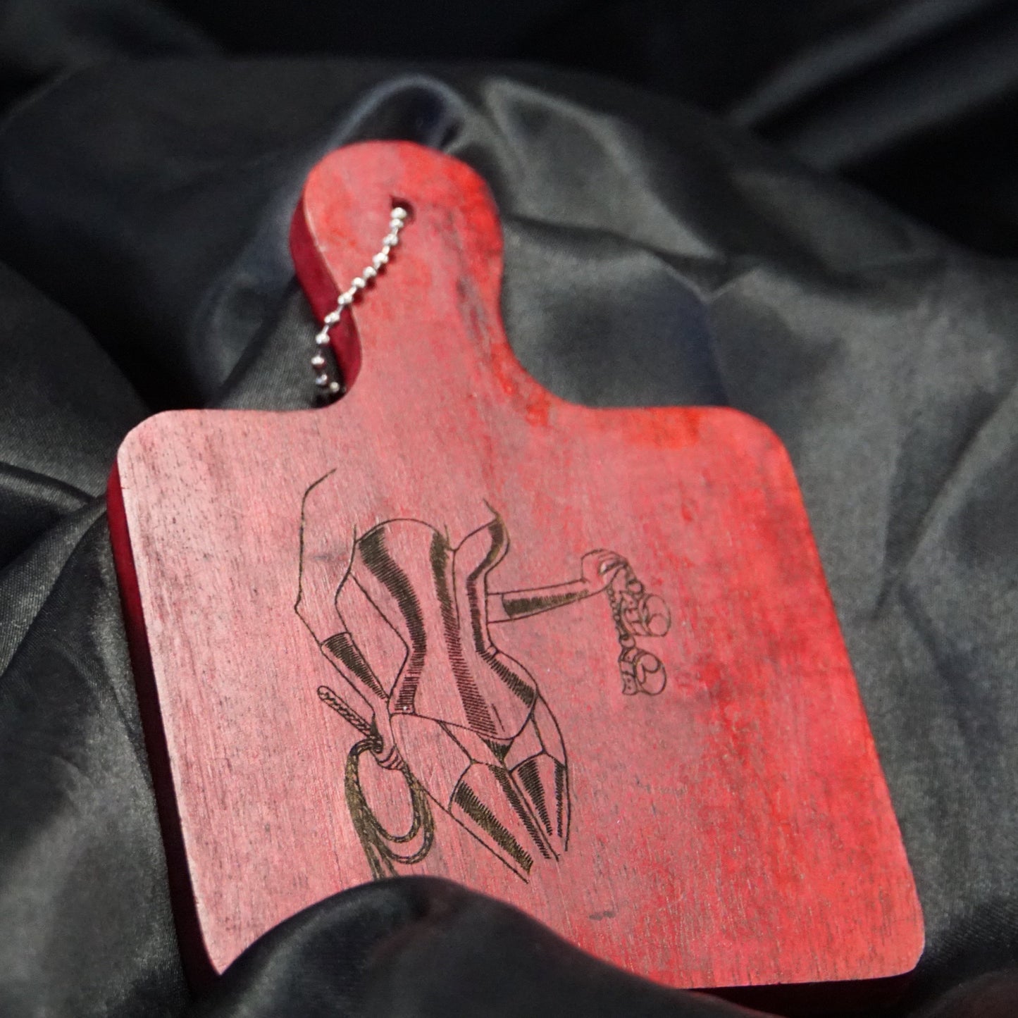 "NORE" DOMINATRIX ROUGE PADDLE EN BOIS